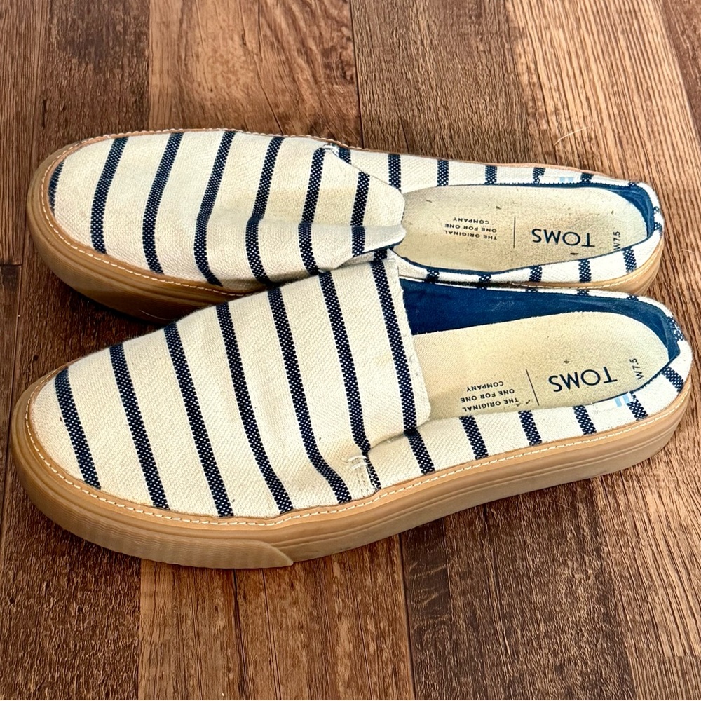 TOMS Riviera Striped Slip On Mules Navy & White Size 7.5